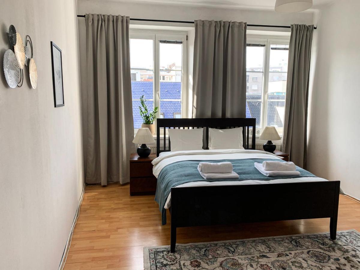 Cozy Downtown City Living Bratislava Buitenkant foto